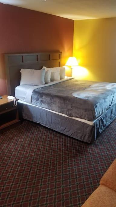 Hotel 2 Queen Beds Hotel Room 212 Booking Stillwater Eksteriør billede